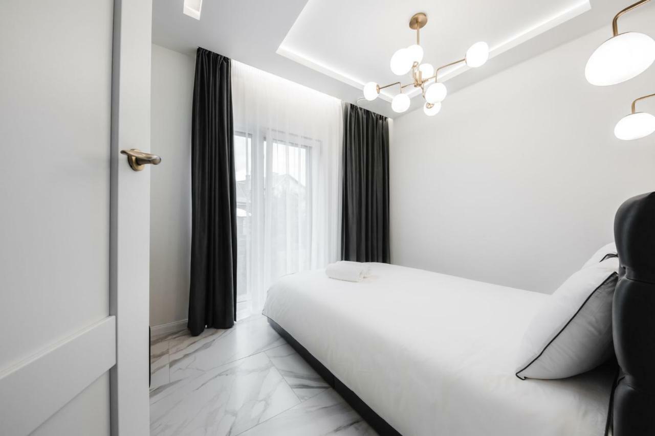 Luxury Suites Kaunas, Self-Check In Exterior photo